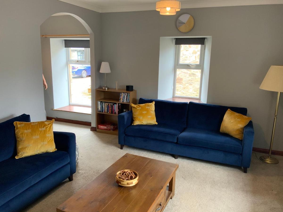 The Granary At Tinto Retreats, Biggar Is A Gorgeous 3 Bedroom Stone Cottage Wiston  Eksteriør billede