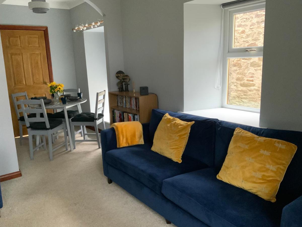 The Granary At Tinto Retreats, Biggar Is A Gorgeous 3 Bedroom Stone Cottage Wiston  Eksteriør billede